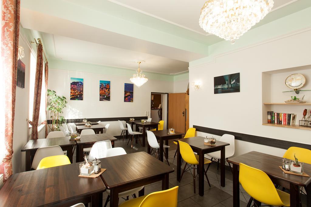 Centro Hotel Arkadia Cologne Exterior photo